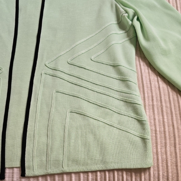 Ming Wang Green and Black Blazer with Stand-Up Collar - Picture 7 of 12